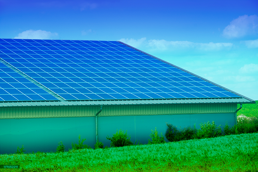 centrale photovoltaïque en campagne